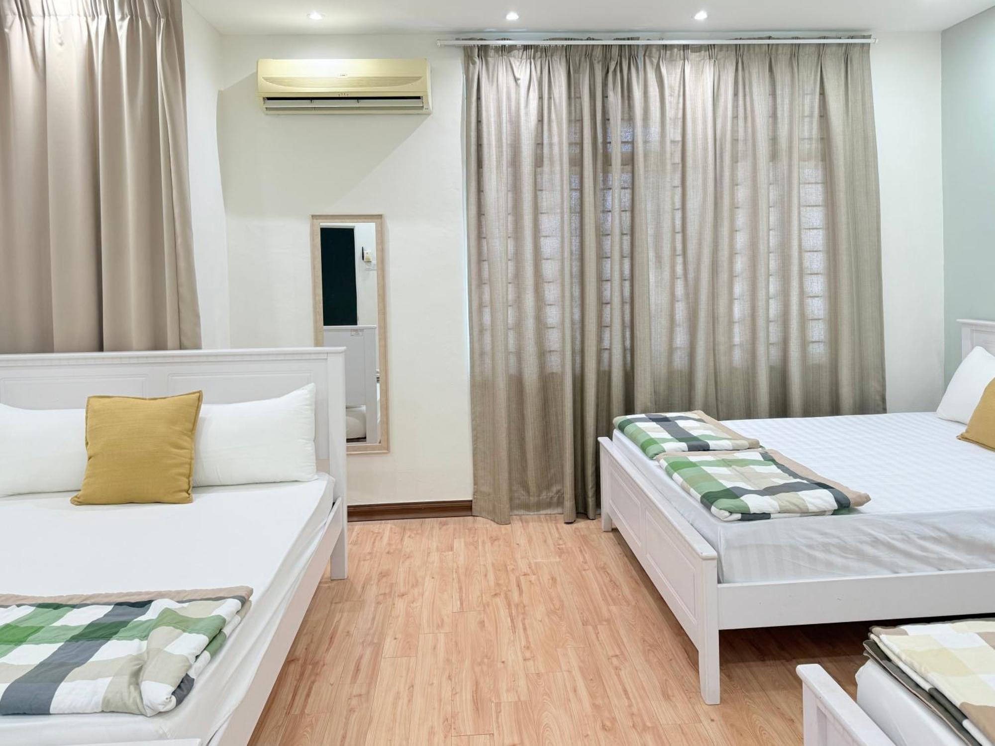 Ocean 19 Shamrock Villa Beachfront Big Group 4 Bedroom 5 Bathroom With Pool Tanjung Bungah  Luaran gambar